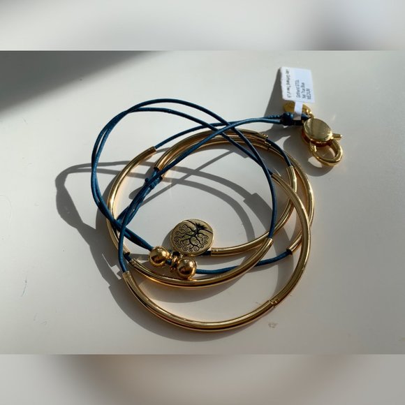 Lizzy James Girlfriend Tree of Life Blue Bracelet - Picture 3 of 5